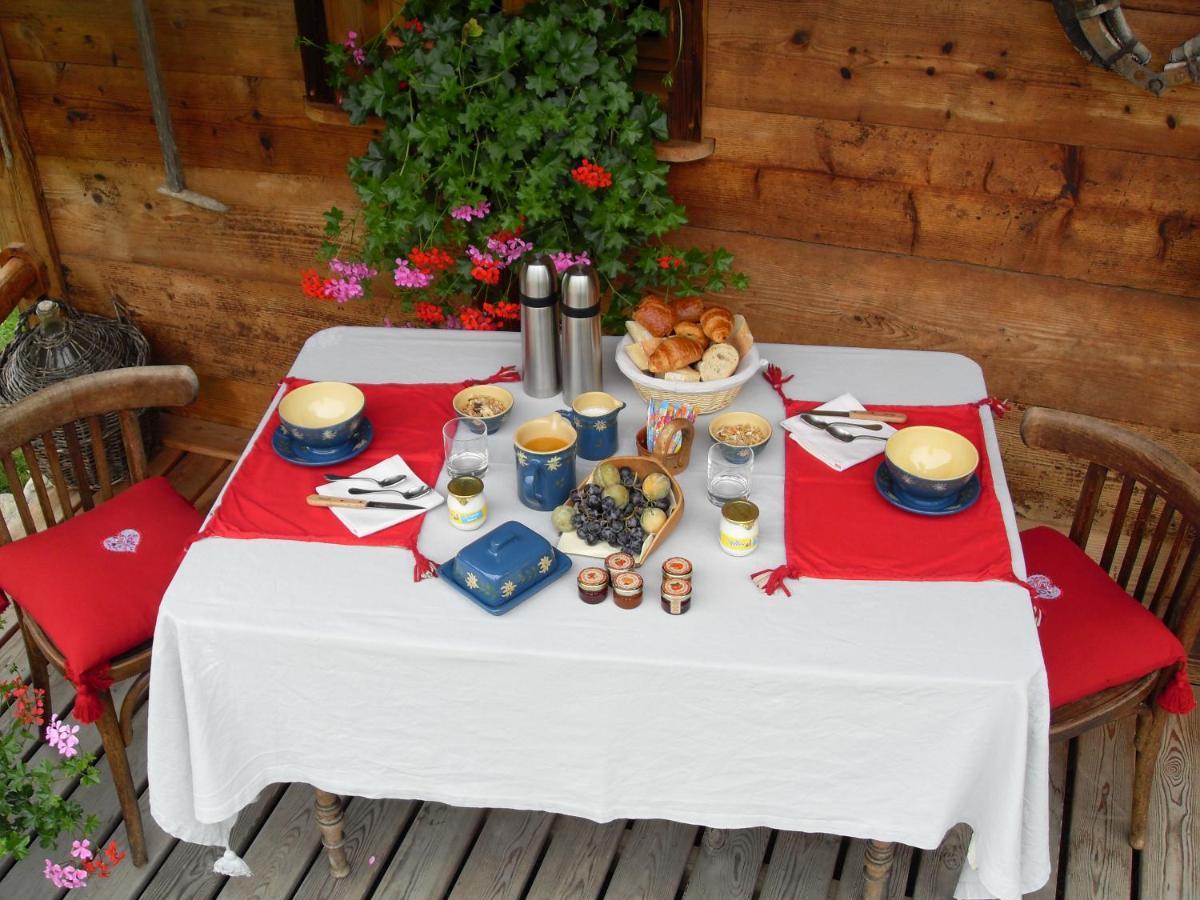 Le Grenier Bed & Breakfast Saint-Paul-en-Chablais Luaran gambar