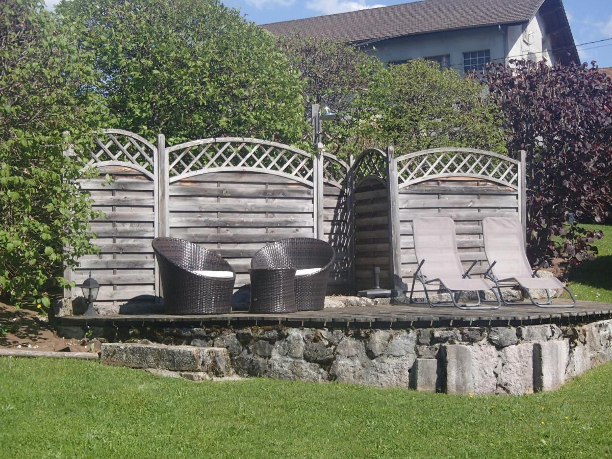 Le Grenier Bed & Breakfast Saint-Paul-en-Chablais Luaran gambar